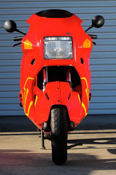 BMW K1